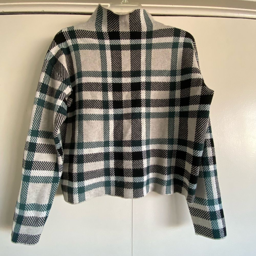 Max Studio Plaid Mock Neck Sweater Black White Checkered Soft Knit *Fits big*